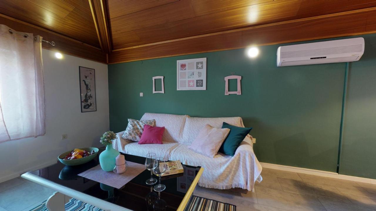 Lara Deluxe Superior 5 Star Apartment, Your Piece Of Heaven By The Sea & Park Novigrad Istria Extérieur photo