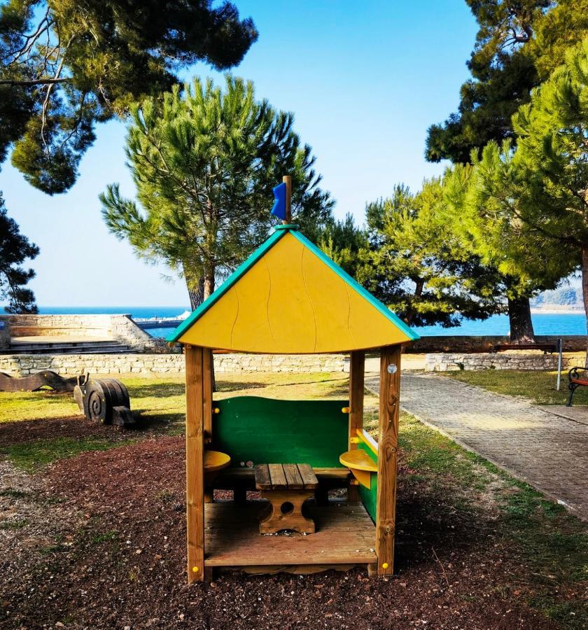 Lara Deluxe Superior 5 Star Apartment, Your Piece Of Heaven By The Sea & Park Novigrad Istria Extérieur photo
